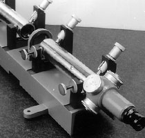 Alignment Telescope Test Bench